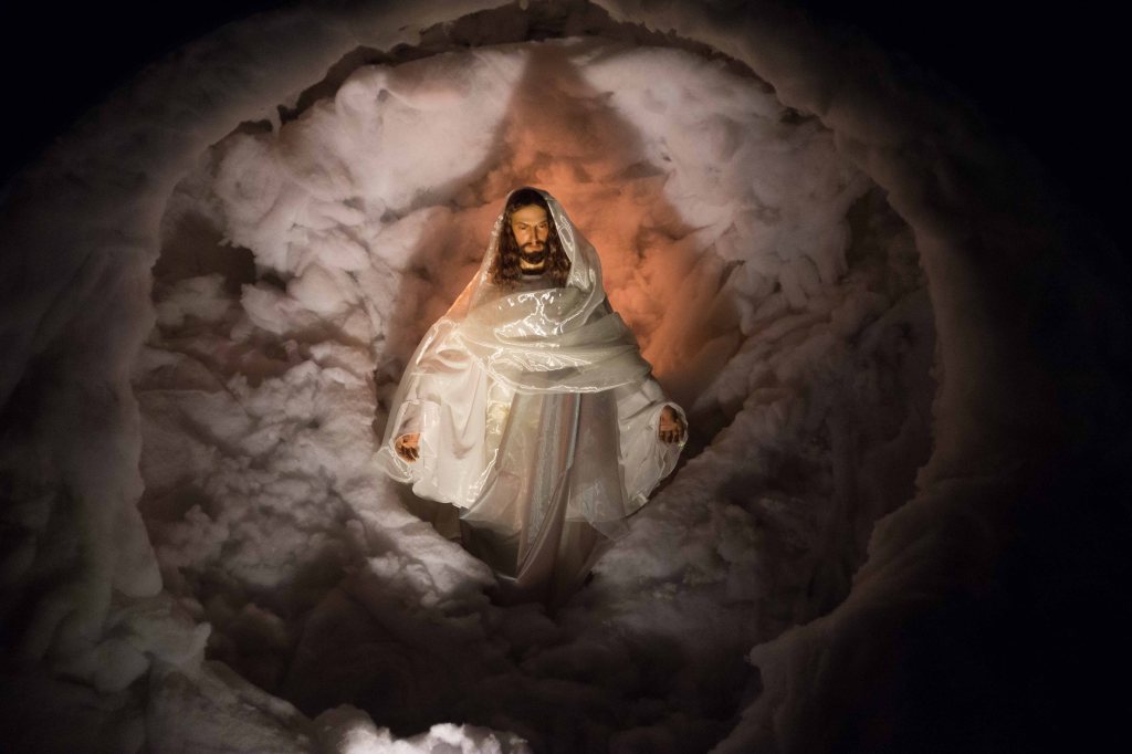 Boatloads of cotton wool gave their life for this scene.