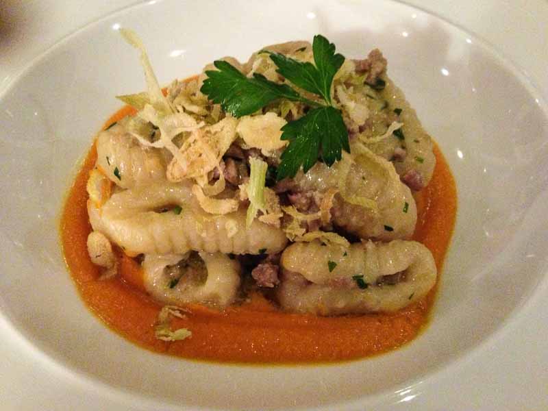 Ndunderi, a heavy, dumpling like pasta