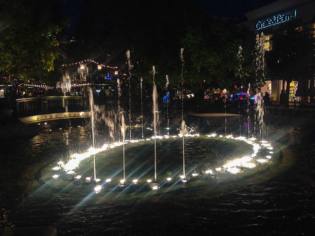 You could watch this for hours, mesmerized.