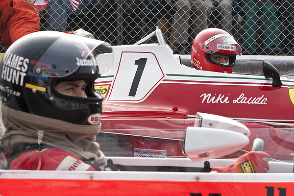 Chris Hemsworth and Daniel Bruhl compete in Rush 