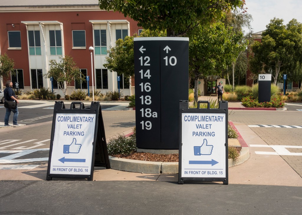 There is no valet parking at Fat Slice