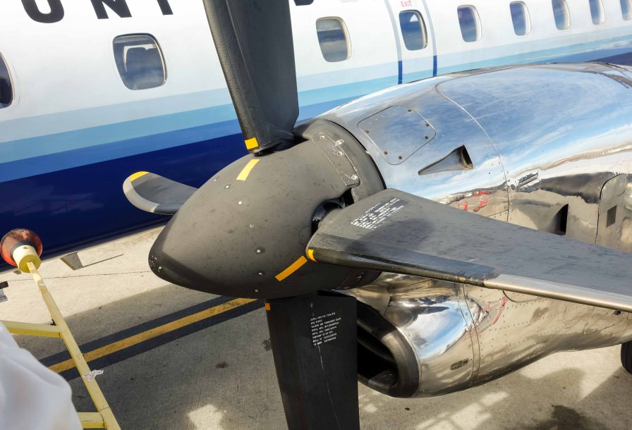 That's a serious looking piece of equipment for slicing through the air and pushing us forward.