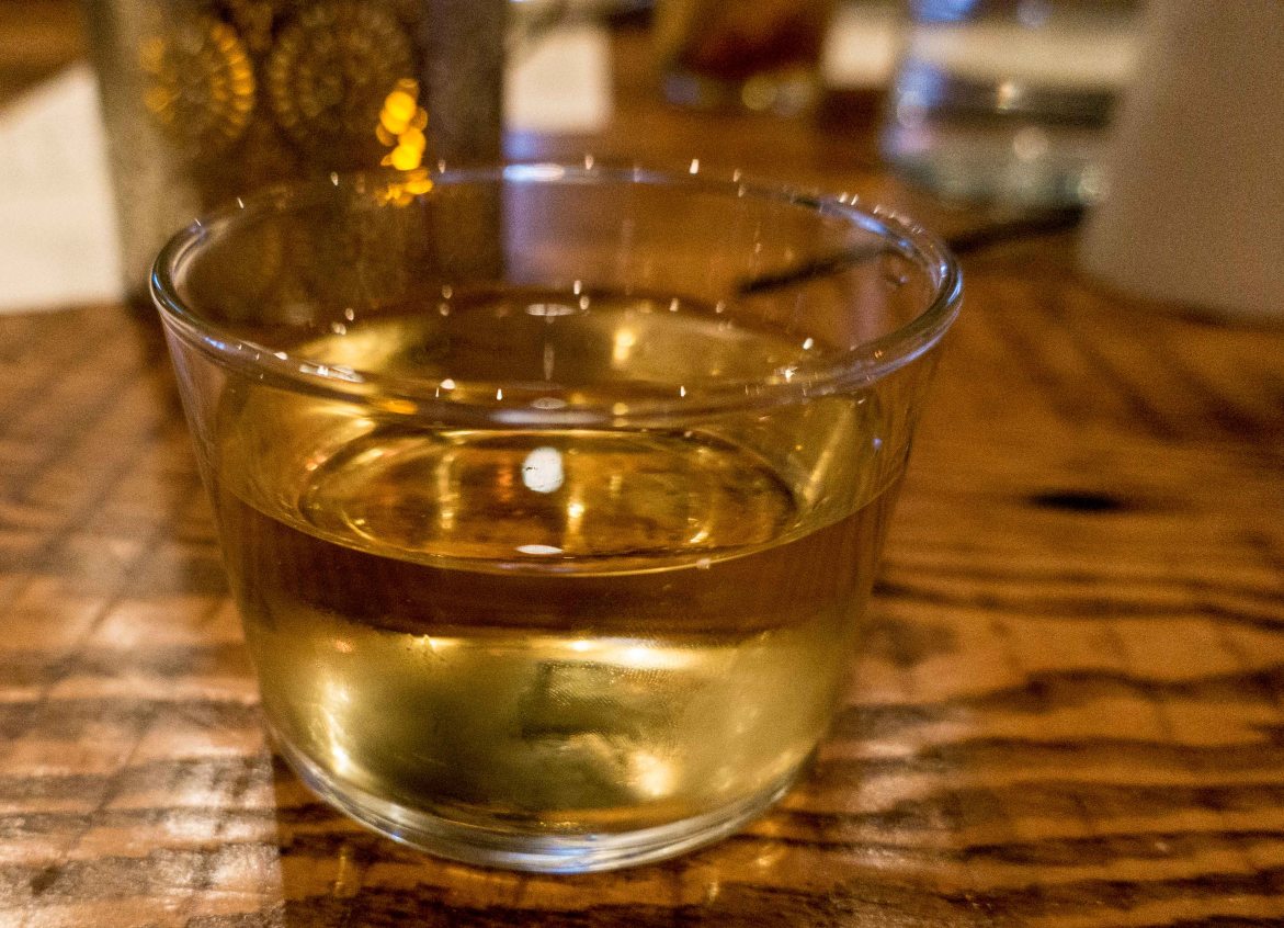 The unique wine glasses.