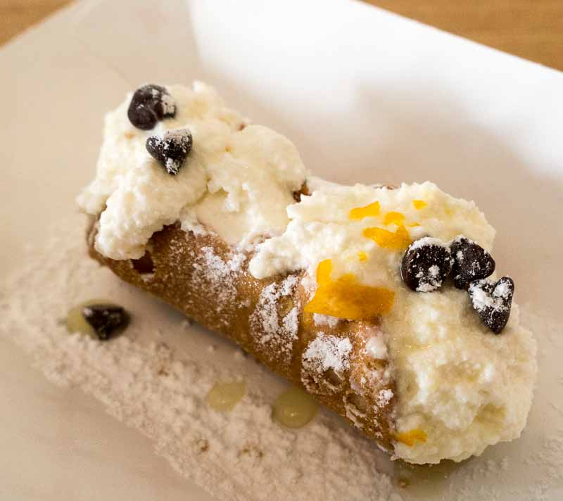 The freshest cannoli ever.