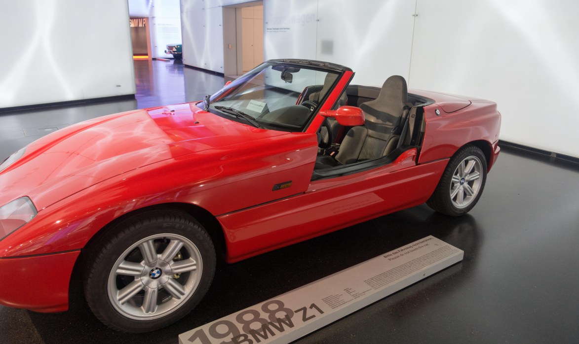 1998 Z1--notice the doors retracting into the body.